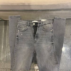 Zara Skinny Jeans Gray